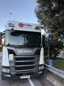 8dd81fa4-0999-440f-b444-1299dd5b48e7